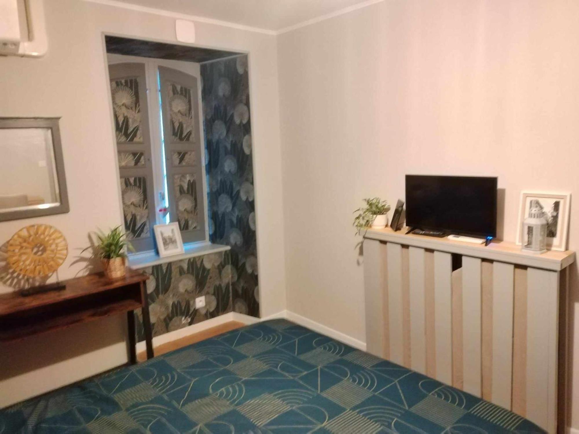 Chambre D'Hote Familiale De La Maison Bleue Lanvallay エクステリア 写真