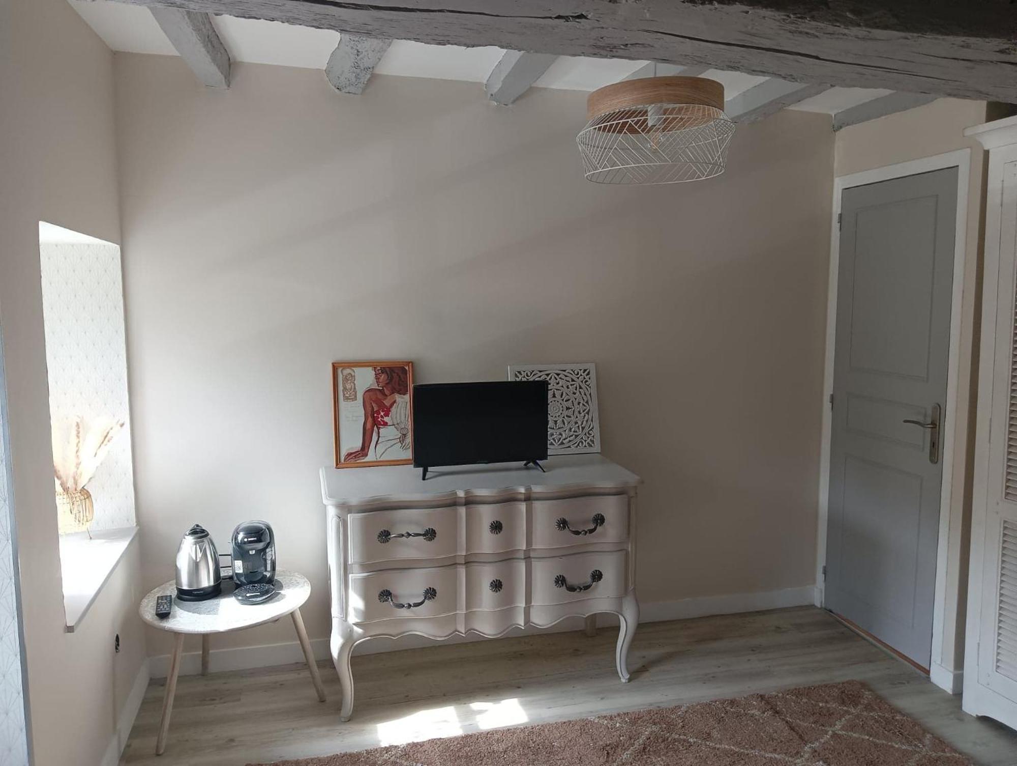 Chambre D'Hote Familiale De La Maison Bleue Lanvallay エクステリア 写真